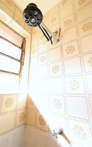 Apartamento para alugar com 73m², 2 quartos e sem vagaBanheiro