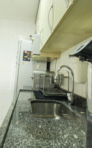 Apartamento à venda com 124m², 2 quartos e 4 vagas Apartamento à venda com 124m², 2 quartos e 4 vagasCozinha