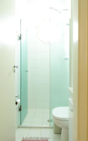 Apartamento à venda com 124m², 2 quartos e 4 vagas Apartamento à venda com 124m², 2 quartos e 4 vagasBanheiro Social
