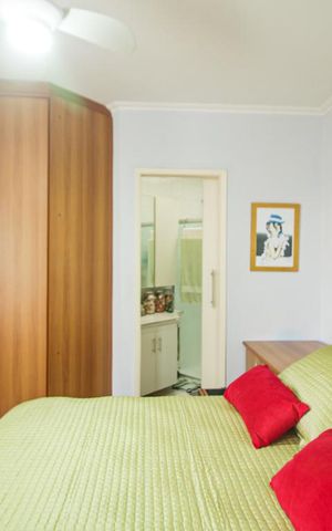 Apartamento à venda com 124m², 2 quartos e 4 vagas Apartamento à venda com 124m², 2 quartos e 4 vagasQuarto Suíte
