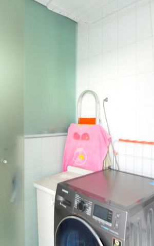 Apartamento à venda com 124m², 2 quartos e 4 vagas Apartamento à venda com 124m², 2 quartos e 4 vagasÁrea de Serviço
