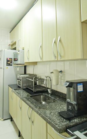 Apartamento à venda com 124m², 2 quartos e 4 vagas Apartamento à venda com 124m², 2 quartos e 4 vagasCozinha