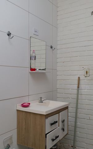 Casa para alugar com 150m², 2 quartos e 2 vagasBanheiro 2