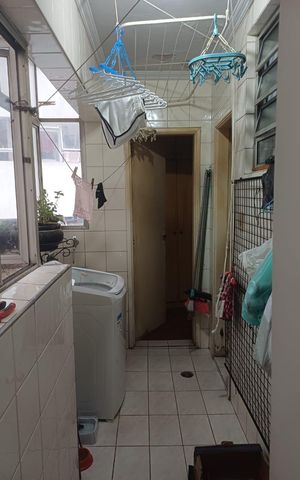 Apartamento à venda com 107m², 3 quartos e 1 vaga Apartamento à venda com 107m², 3 quartos e 1 vagaÁrea de serviço