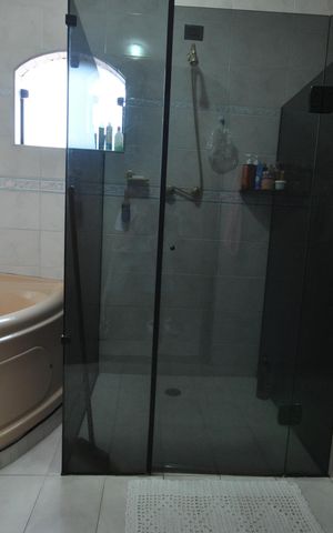 Casa à venda com 405m², 3 quartos e 7 vagasBanheiro da Suíte Master