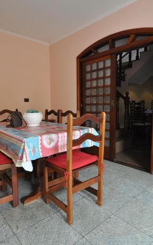 Casa à venda com 405m², 3 quartos e 7 vagasCopa