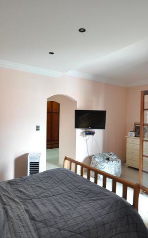 Casa à venda com 405m², 3 quartos e 7 vagasSuíte Master