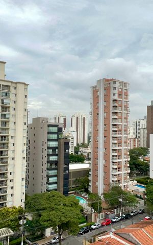 Apartamento à venda com 111m², 2 quartos e 1 vaga Apartamento à venda com 111m², 2 quartos e 1 vagaVista da Varanda