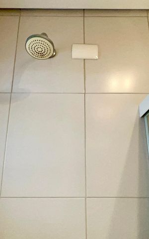 Apartamento à venda com 111m², 2 quartos e 1 vaga Apartamento à venda com 111m², 2 quartos e 1 vagaBanheiro