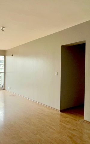 Apartamento à venda com 111m², 2 quartos e 1 vaga Apartamento à venda com 111m², 2 quartos e 1 vagaSala