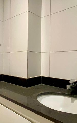 Apartamento à venda com 111m², 2 quartos e 1 vaga Apartamento à venda com 111m², 2 quartos e 1 vagaBanheiro