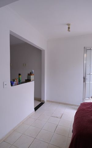 Casa à venda com 120m², 3 quartos e 1 vagaÁrea de Serviço