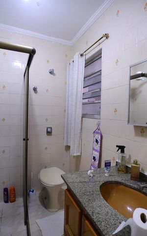 Casa à venda com 120m², 3 quartos e 1 vagaBanheiro 1