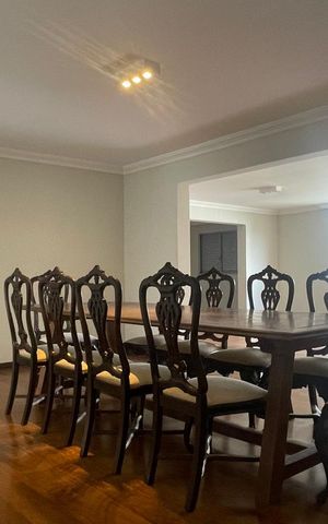 Apartamento para alugar com 238m², 5 quartos e 2 vagas Apartamento para alugar com 238m², 5 quartos e 2 vagasSala de jantar