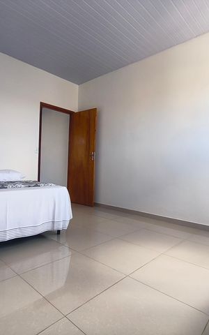 Casa à venda com 152m², 5 quartos e sem vaga
