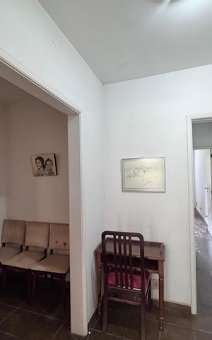 Casa à venda com 4200m², 5 quartos e 5 vagas Casa à venda com 4200m², 5 quartos e 5 vagasCorredor