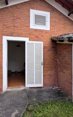 Casa à venda com 4200m², 5 quartos e 5 vagas Casa à venda com 4200m², 5 quartos e 5 vagasCasa de apoio