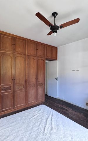 Casa à venda com 4200m², 5 quartos e 5 vagas Casa à venda com 4200m², 5 quartos e 5 vagasQuarto 2