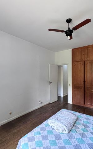 Casa à venda com 4200m², 5 quartos e 5 vagas Casa à venda com 4200m², 5 quartos e 5 vagasQuarto 1