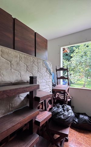 Casa à venda com 4200m², 5 quartos e 5 vagas Casa à venda com 4200m², 5 quartos e 5 vagasCasa do Caseiro - Quarto 1