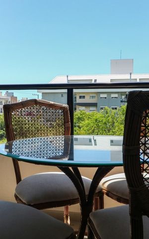Apartamento para alugar com 72m², 2 quartos e 1 vagaVaranda