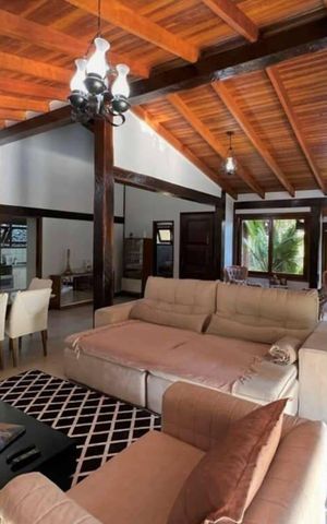Casa de condomínio para alugar com 320m², 5 quartos e 4 vagas Casa de condomínio para alugar com 320m², 5 quartos e 4 vagasSala