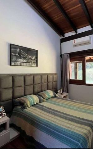 Casa de condomínio para alugar com 320m², 5 quartos e 4 vagas Casa de condomínio para alugar com 320m², 5 quartos e 4 vagasQuarto