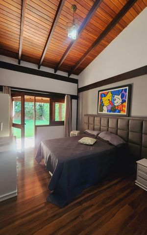 Casa de condomínio para alugar com 320m², 5 quartos e 4 vagas Casa de condomínio para alugar com 320m², 5 quartos e 4 vagasQuarto
