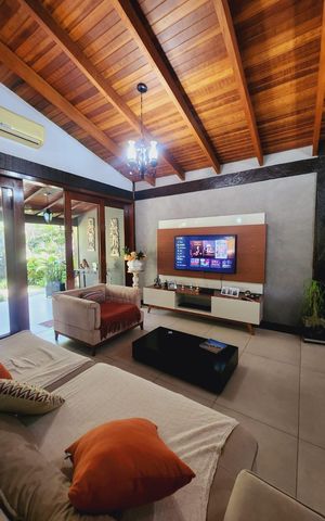 Casa de condomínio para alugar com 320m², 5 quartos e 4 vagas Casa de condomínio para alugar com 320m², 5 quartos e 4 vagasSala