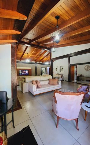 Casa de condomínio para alugar com 320m², 5 quartos e 4 vagas Casa de condomínio para alugar com 320m², 5 quartos e 4 vagasSala