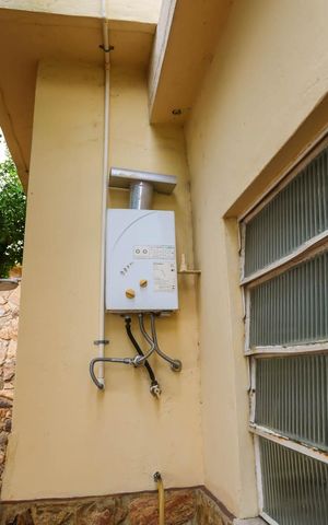 Casa à venda com 150m², 4 quartos e 1 vagaQuintal