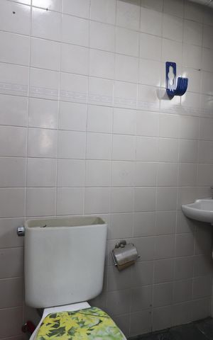 Apartamento à venda com 180m², 3 quartos e 4 vagasBanheiro de serviço
