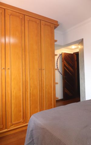 Apartamento à venda com 180m², 3 quartos e 4 vagasQuarto 3