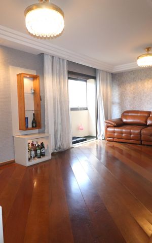 Apartamento à venda com 180m², 3 quartos e 4 vagasSala de estar