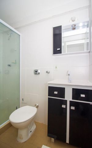 Apartamento para alugar com 42m², 1 quarto e sem vaga Apartamento para alugar com 42m², 1 quarto e sem vagaBanheiro