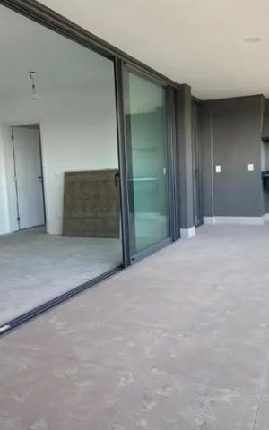 Apartamento à venda com 142m², 3 quartos e 2 vagasVaranda