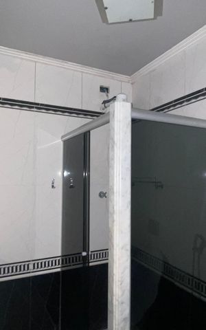 Apartamento para alugar com 94m², 2 quartos e 1 vaga Apartamento para alugar com 94m², 2 quartos e 1 vagaBanheiro da Suíte