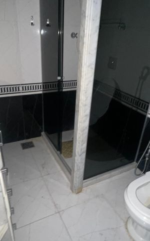 Apartamento para alugar com 94m², 2 quartos e 1 vaga Apartamento para alugar com 94m², 2 quartos e 1 vagaBanheiro da Suíte