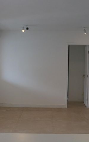 Apartamento à venda com 65m², 1 quarto e 2 vagasSala