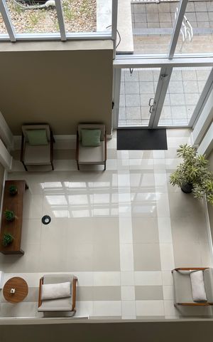 Apartamento à venda com 65m², 1 quarto e 2 vagas Apartamento à venda com 65m², 1 quarto e 2 vagasHall social