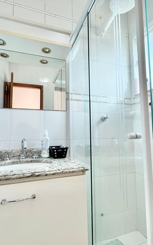 Casa à venda com 182m², 3 quartos e 3 vagas
