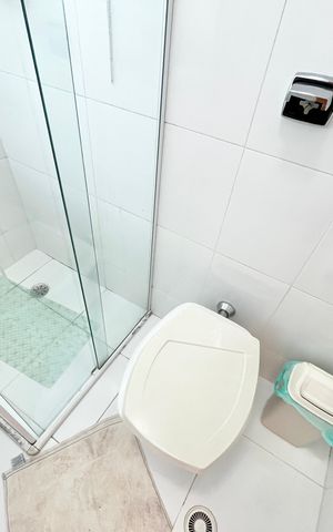 Casa à venda com 182m², 3 quartos e 3 vagas