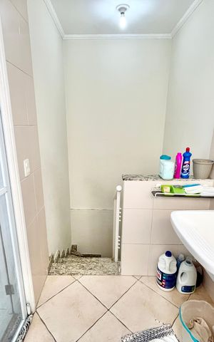 Casa à venda com 182m², 3 quartos e 3 vagas