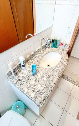 Casa à venda com 182m², 3 quartos e 3 vagas