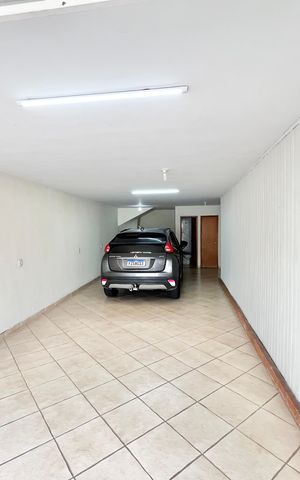 Casa à venda com 182m², 3 quartos e 3 vagas