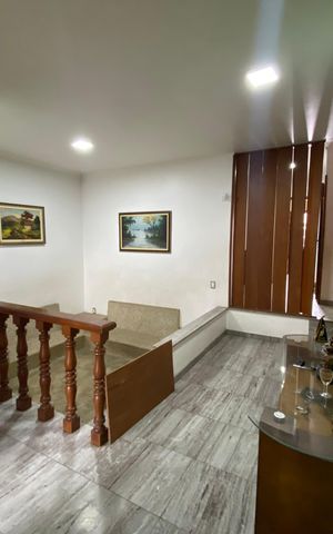 Casa à venda com 320m², 4 quartos e 4 vagas Casa à venda com 320m², 4 quartos e 4 vagasSala 1