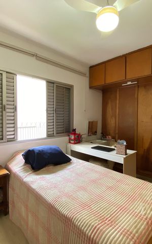 Casa à venda com 320m², 4 quartos e 4 vagas Casa à venda com 320m², 4 quartos e 4 vagasQuarto 2