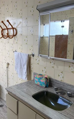 Casa à venda com 320m², 4 quartos e 4 vagas Casa à venda com 320m², 4 quartos e 4 vagasQuarto 1 - Banheiro