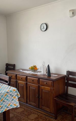Casa à venda com 320m², 4 quartos e 4 vagas Casa à venda com 320m², 4 quartos e 4 vagasCozinha