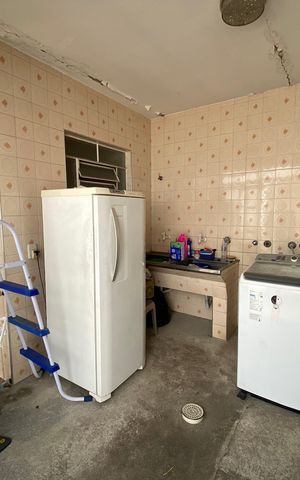 Casa à venda com 320m², 4 quartos e 4 vagas Casa à venda com 320m², 4 quartos e 4 vagasÁrea de Serviço